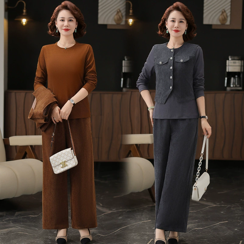 Мама средних лет весенняя спортивная одежда из трех частей