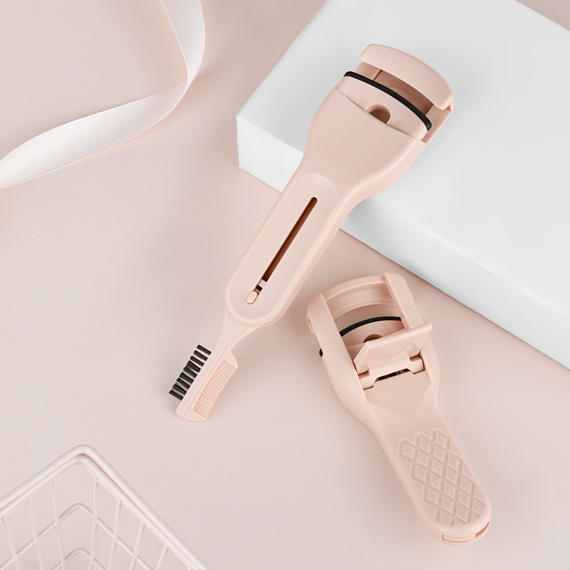 Double-sided three dimensional curling eyelash curler