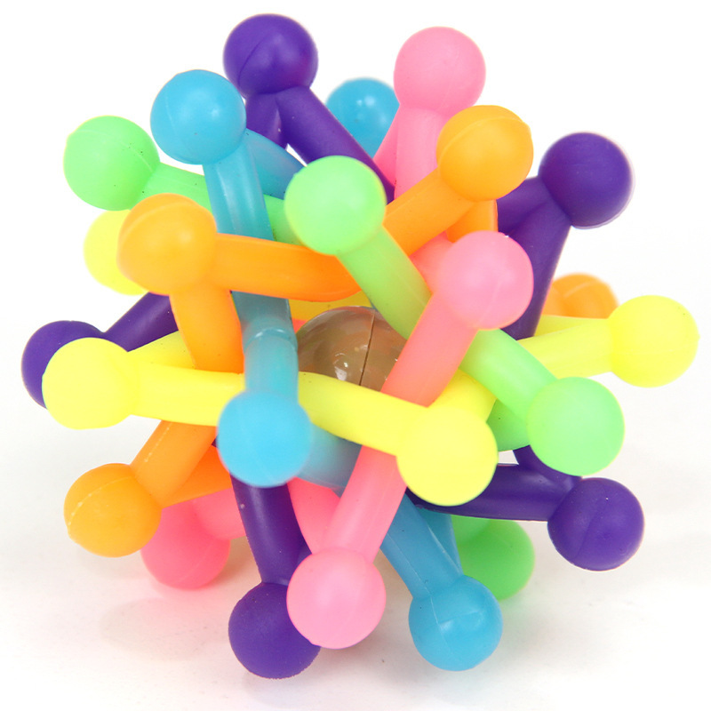 Juguete para entrenamiento de gatos y perros resistente a mordeduras con campana colorida y bola de picadura, pelota de plástico para perros, juguetes al por mayor