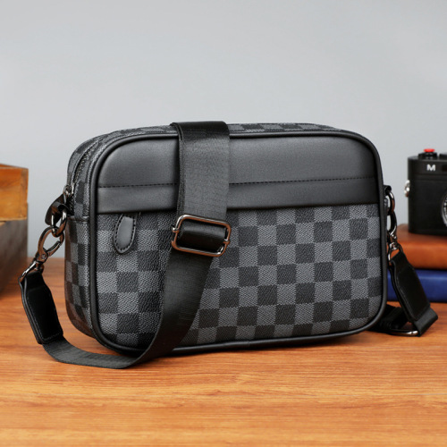 Factory Fashion Trend Men's Single Shoulder Crossbody Bag Black Grid Small Bag Casual Men's Bag Small Square Bag