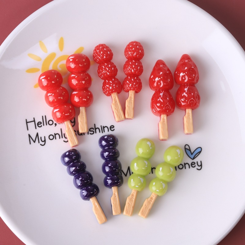 Small realistic food play