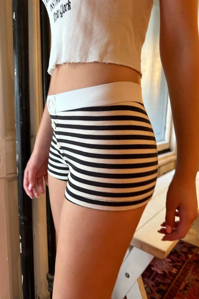 Black strips