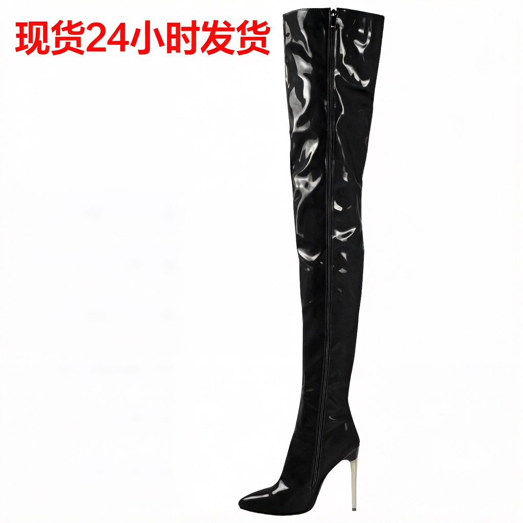 Hitam (tersedia di hari yang sama) / 35