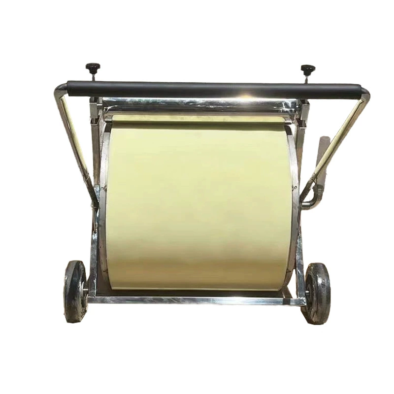 Высокоэффективная машина для поглощения воды на футбольном поле, оборудование для обслуживания стадионов, роликовый очиститель воды для газона, восстановление накопления воды большой емкости.