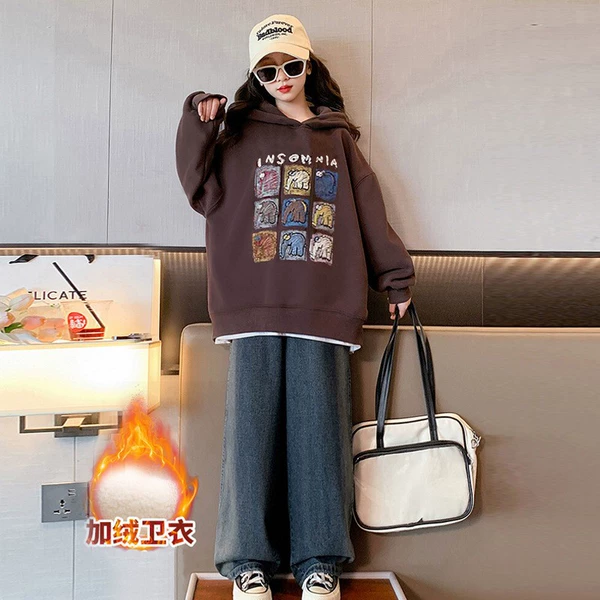 Brown warm sweatshirt with hood
