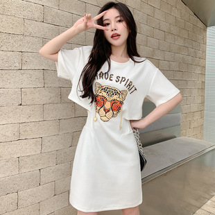 �OӋ�зֶ�ʽT���B��ȹŮ2026�ļ��¿��Ը�����¶�����|�r�ж�ȹ