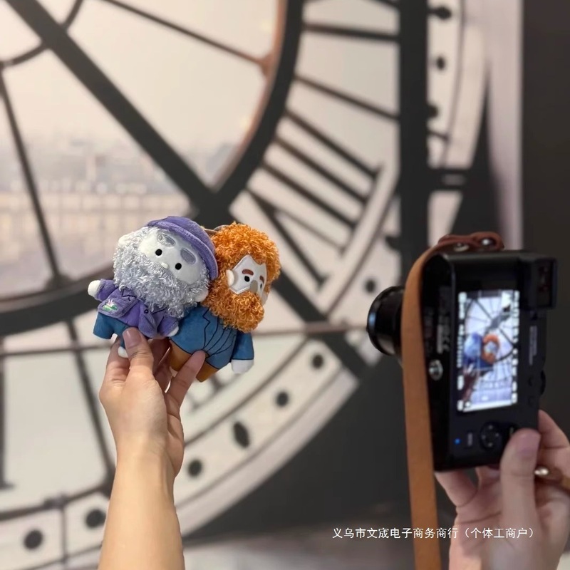 缔造现代奥赛大展浦东美术馆戴贝雷帽的自像画莫奈毛绒玩偶钥匙扣|undefined