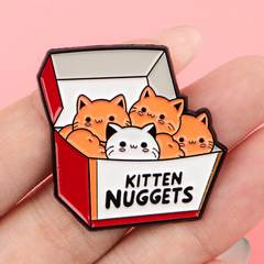 猫のブローチの漫画の金属のバッジのアイデアの英語のアルファベットの装飾品の勲章の服装のブローチの英語の装飾品