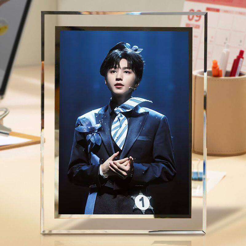 Wang Junkai Crystal Photo Frame Display Stand Can Hold Photos, a Beautiful Gift for Tfboys Fans, Girlfriends, Classmates, or Friends