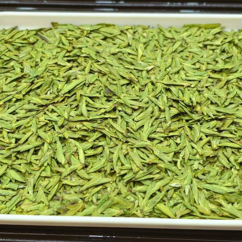 [Real Photos Taken] 2026 Longjing Tea, Full of Bean Aroma, Had It This Year, Miss It Next Year