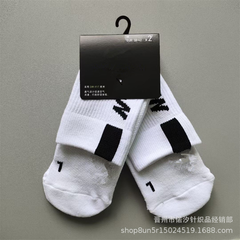 흰색 실린더