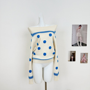 ��ѩ���{�͹�ײɫ���cë��Ů�ഩ���^ᘿ�����