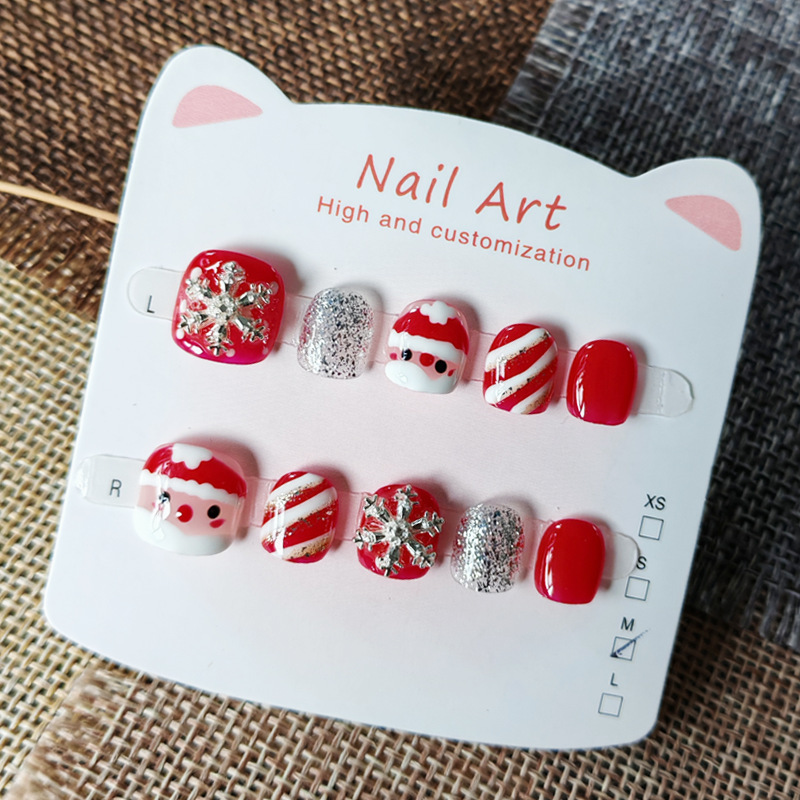 Hand-Painted Santa Claus Kidsren's Handmade Manicure Whitening Sparkling Snowflake Red Wearable Nails Kidsren's Nail Stickers