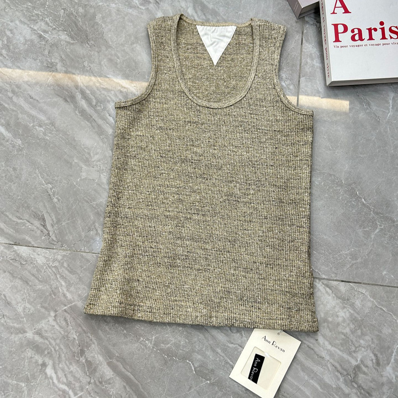 [in Stock] Bv Four Seasons Versatile Commuting Slimming Floral Knit Sleeveless Vest