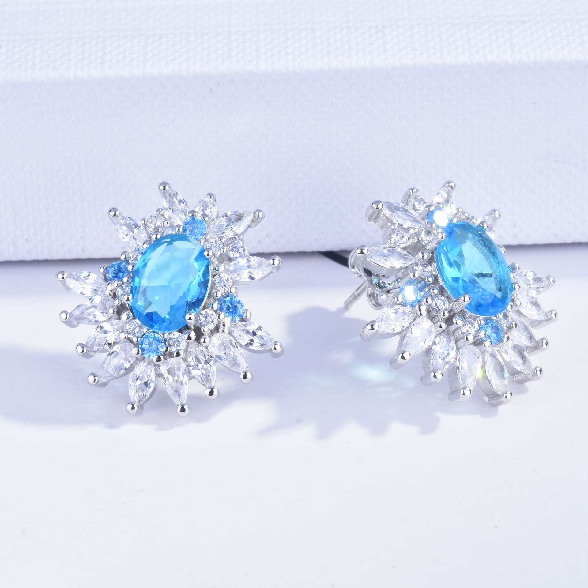 Design Imitation Natural Topaz Earrings European And American Luxury Diamond Color Earrings display picture 5