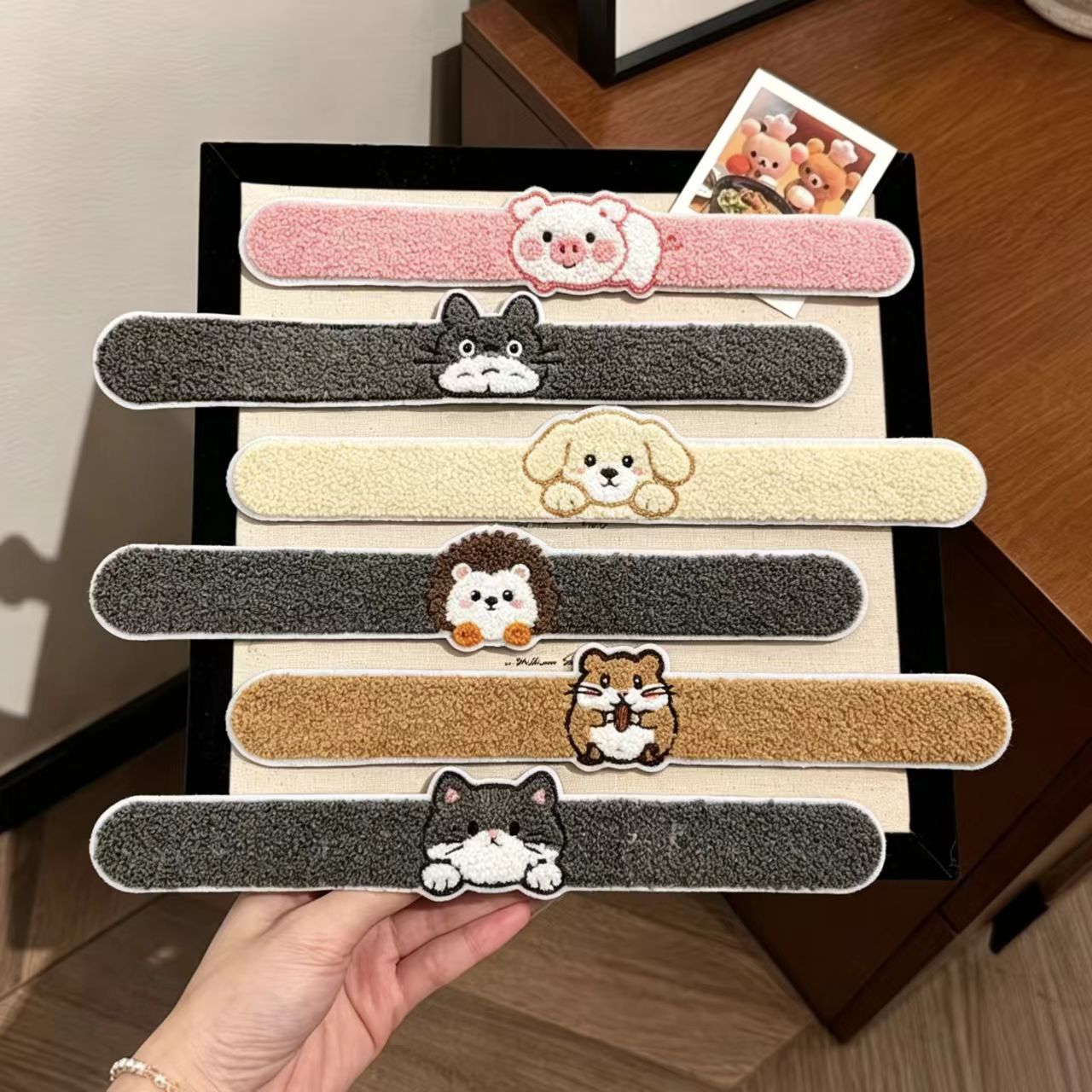 Cute long animal-shaped hair clips, cartoon-style, perfect for girls to use when washing their face, tidying up stray hairs, and styling bangs; wholesale hair accessories for makeup