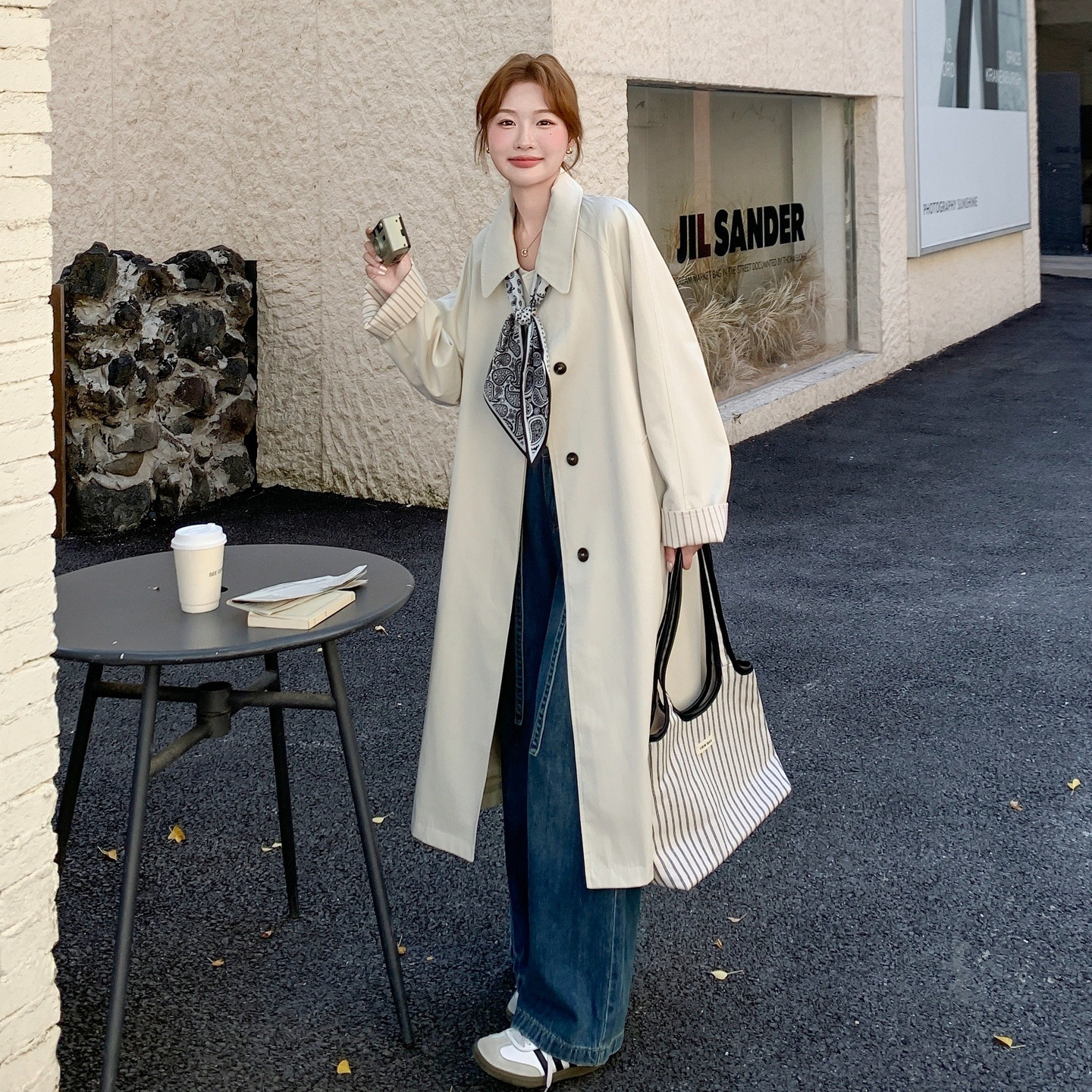 Off-White Windbreaker Jacket for Women 2025 Autum Korean Style High-End Super Nice Mid-Length British Style Casual Coat