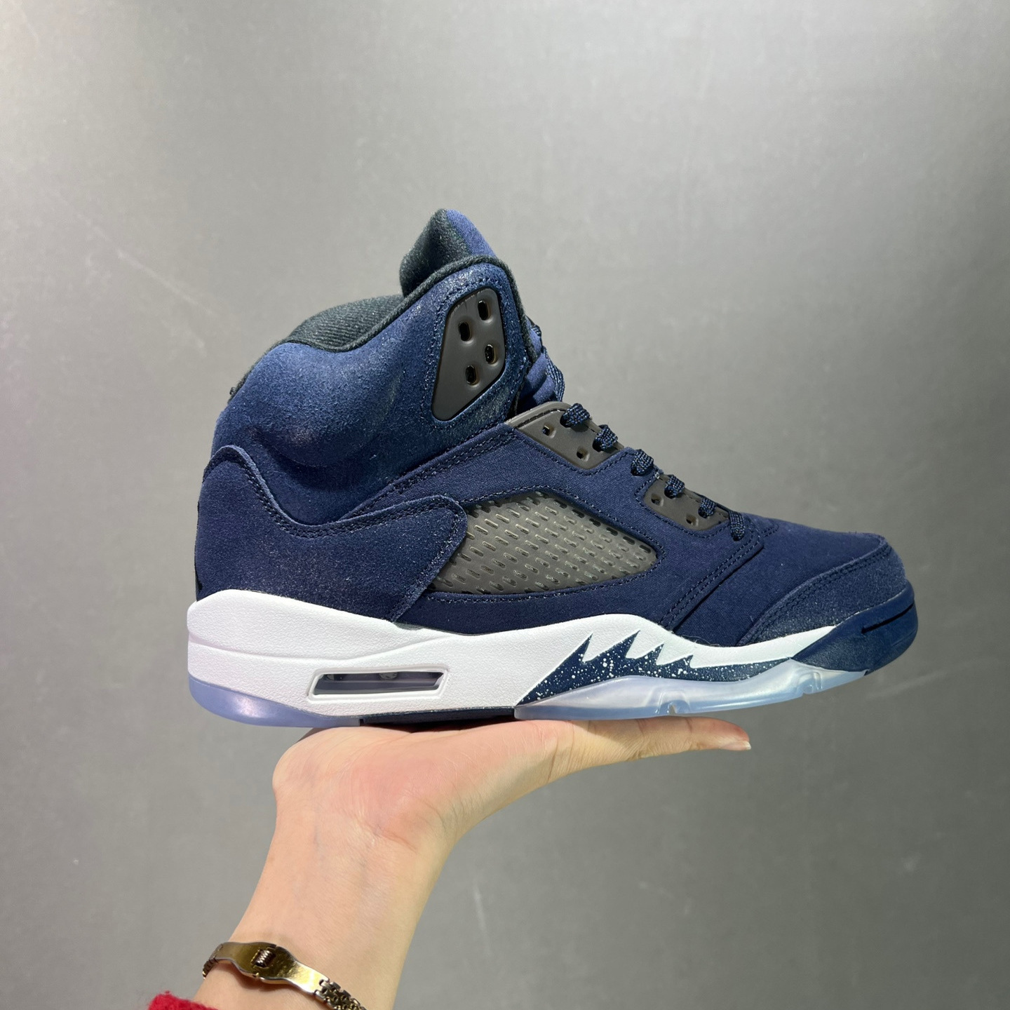 Zapatos de baloncesto de alta calidad AJ5 Jiao Wu Zhixiu Zapatos deportivos de amortiguación de arce verde oliva zapatos casuales de pareja