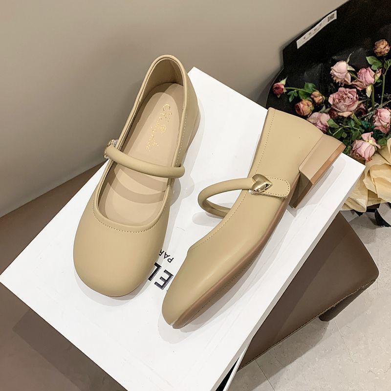 Xiaoxiao viento blanco cheongsam zapatos de mujer 2026 nuevo verano con falda Marizhen zapatos de cuero con cabeza redonda nuevos zapatos chinos