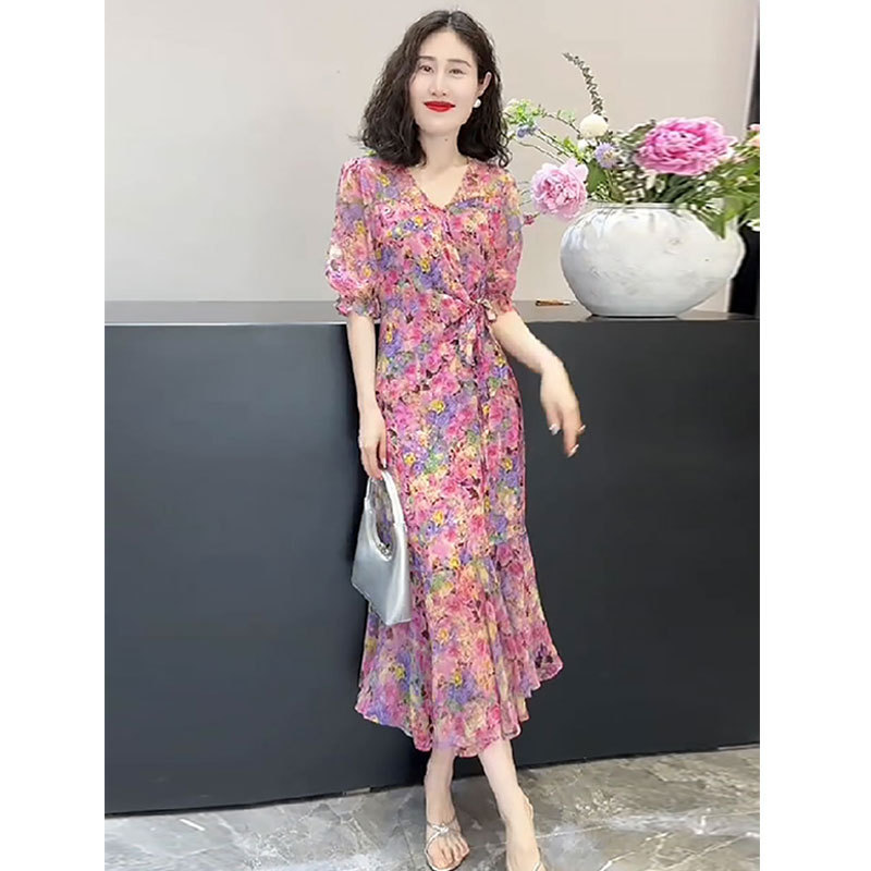 大码微胖风情万种鱼尾裙子2025巨好看夏装胖mm法式雪纺碎花连衣裙|undefined