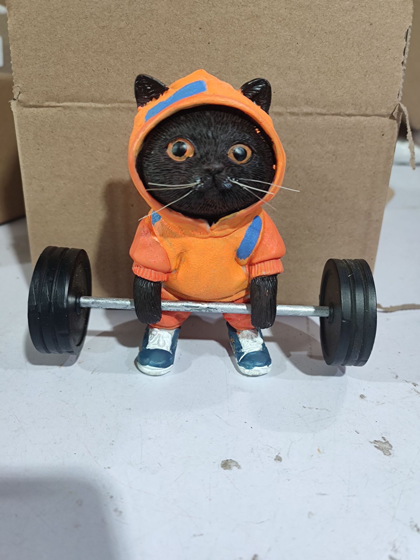 Home decoration Cute Fitness Cat Sculpture_voghion.com