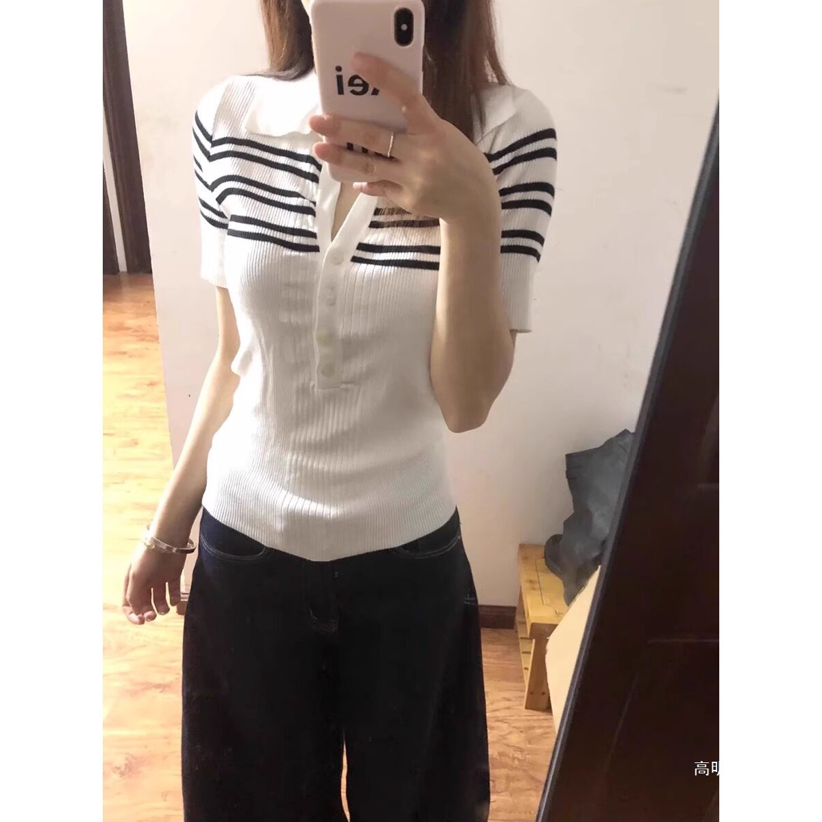 Striped half-open collar white short-sleeved t-shirt for women, new summer 2026 design, unique knitwear top, early autumn.