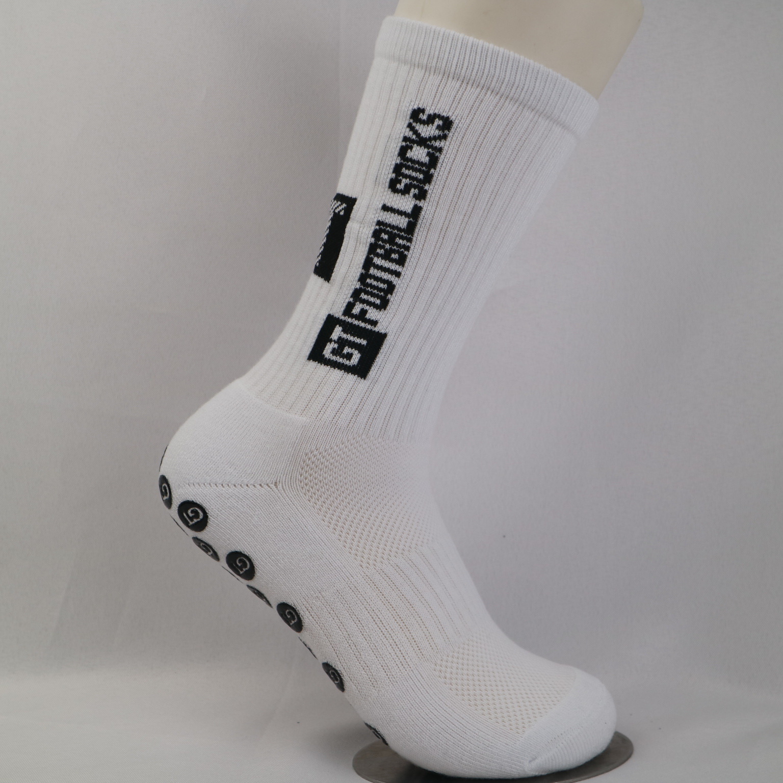 Anti-Slip Football Socks With Enhanced Cushioning - Breathable, Quick-Dry & Non-Slip Grip For Men & Women - Mid-Crew Sports Socks (Multiple Colors)_voghion.com