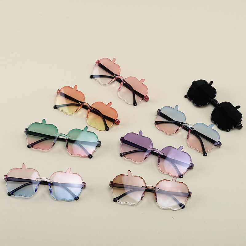 2026 gafas de sol para niños en un marco al por mayor una pieza de joyería de una variedad de combinación de gafas de sol para niños en stock