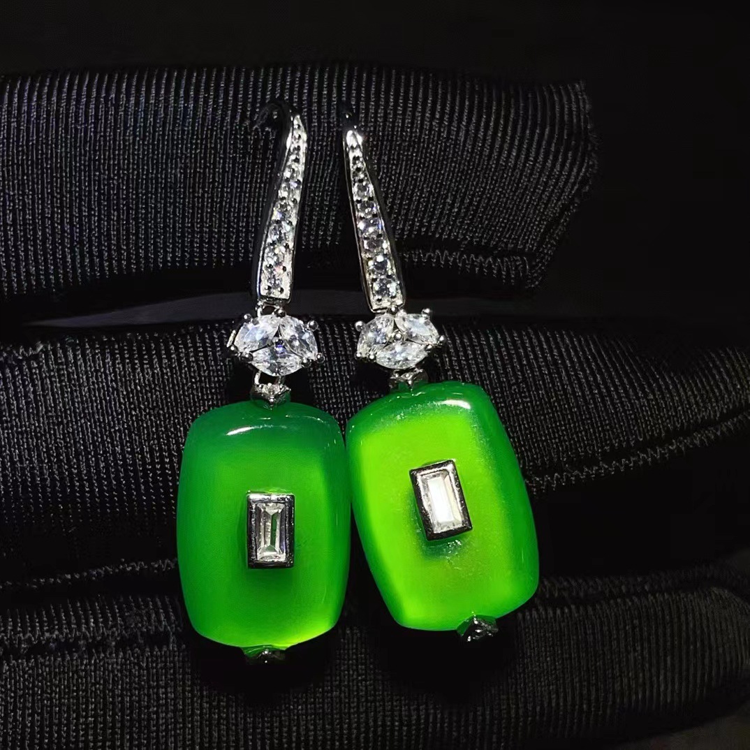 (2개) 천연 마노 S  SEIKO 녹색 CHALCEDONY 안전하고 사건이없는 브랜드 귀걸이 작은 높은 얼음 여성용 귀걸이 도매