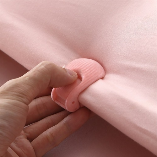 Quilt holder, needle-free safety, invisible anti-run quilt artifact, sheet anti-slip clip, quilt cover, quilt cover, single corner buckle P