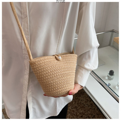 Summer Bags Small Qing Bag Girl Commute Mini Fashion Shoulder Crossbody Vacation Bags Woven Bag One Piece Wholesale