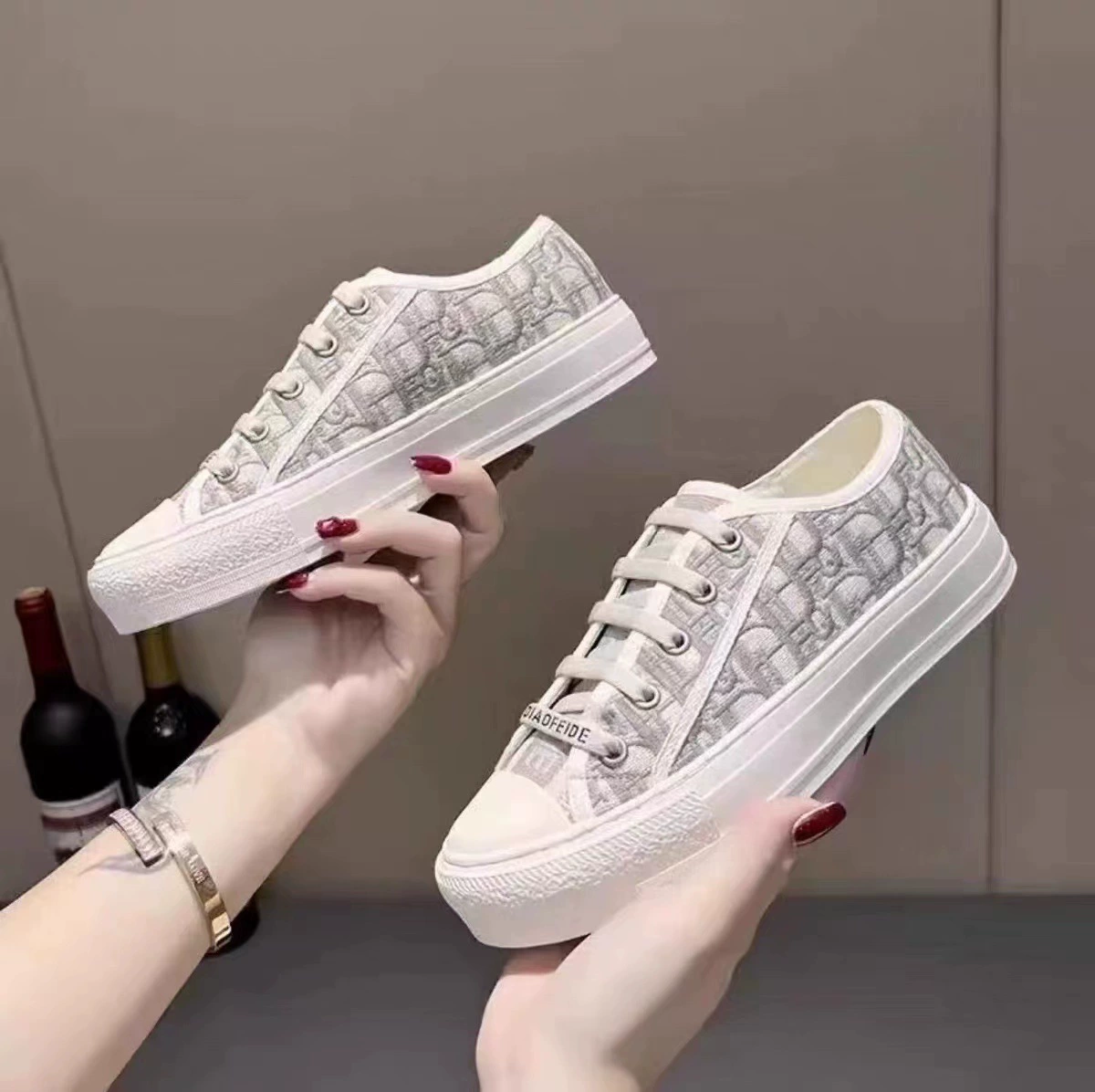 Летняя обувь из ткани, высокие белые кеды на платформе для отдыха, с embroidery, 2024 год