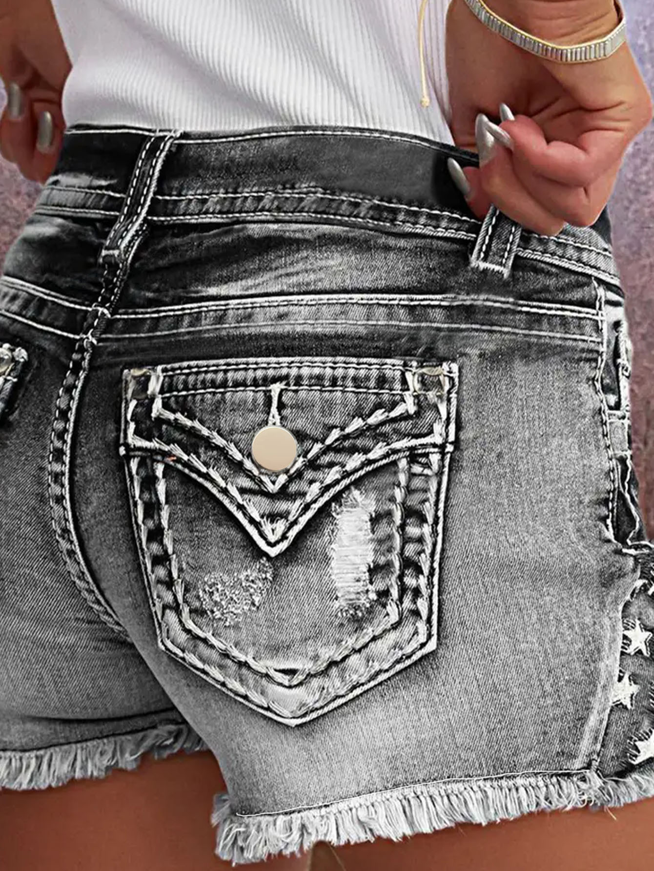 Women's European And American Fashion Ins Hot Style Elastic Patch Embroidered Ripped Denim Shorts_ecoleips.com