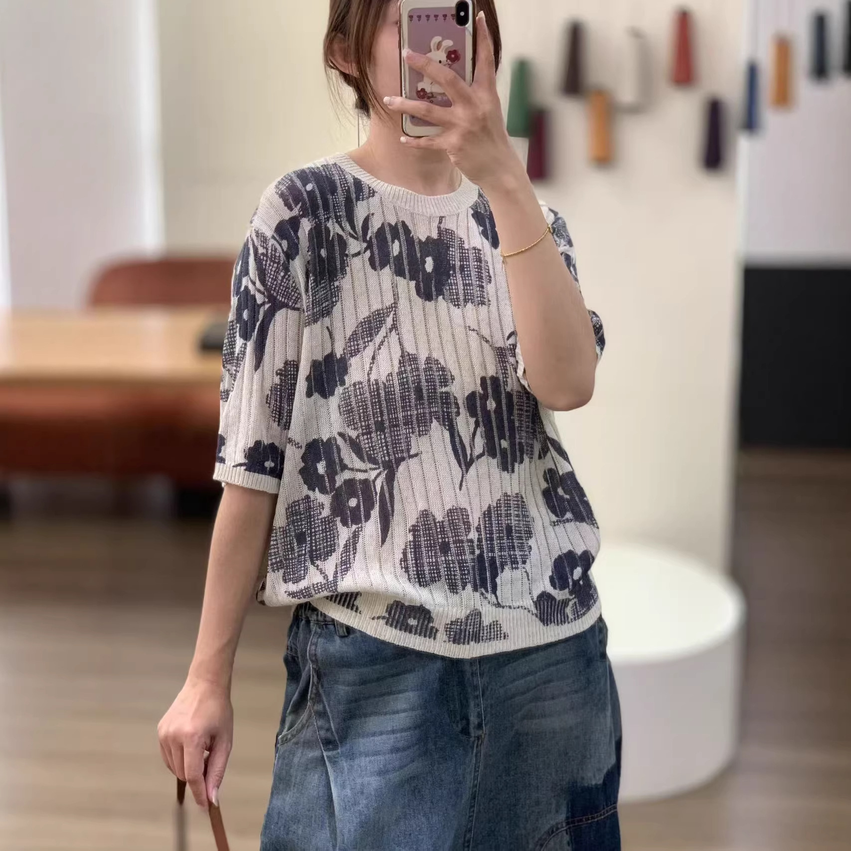 2026春季新款亚麻莱赛尔印花v领休闲宽松减龄显瘦针织衫中袖女
