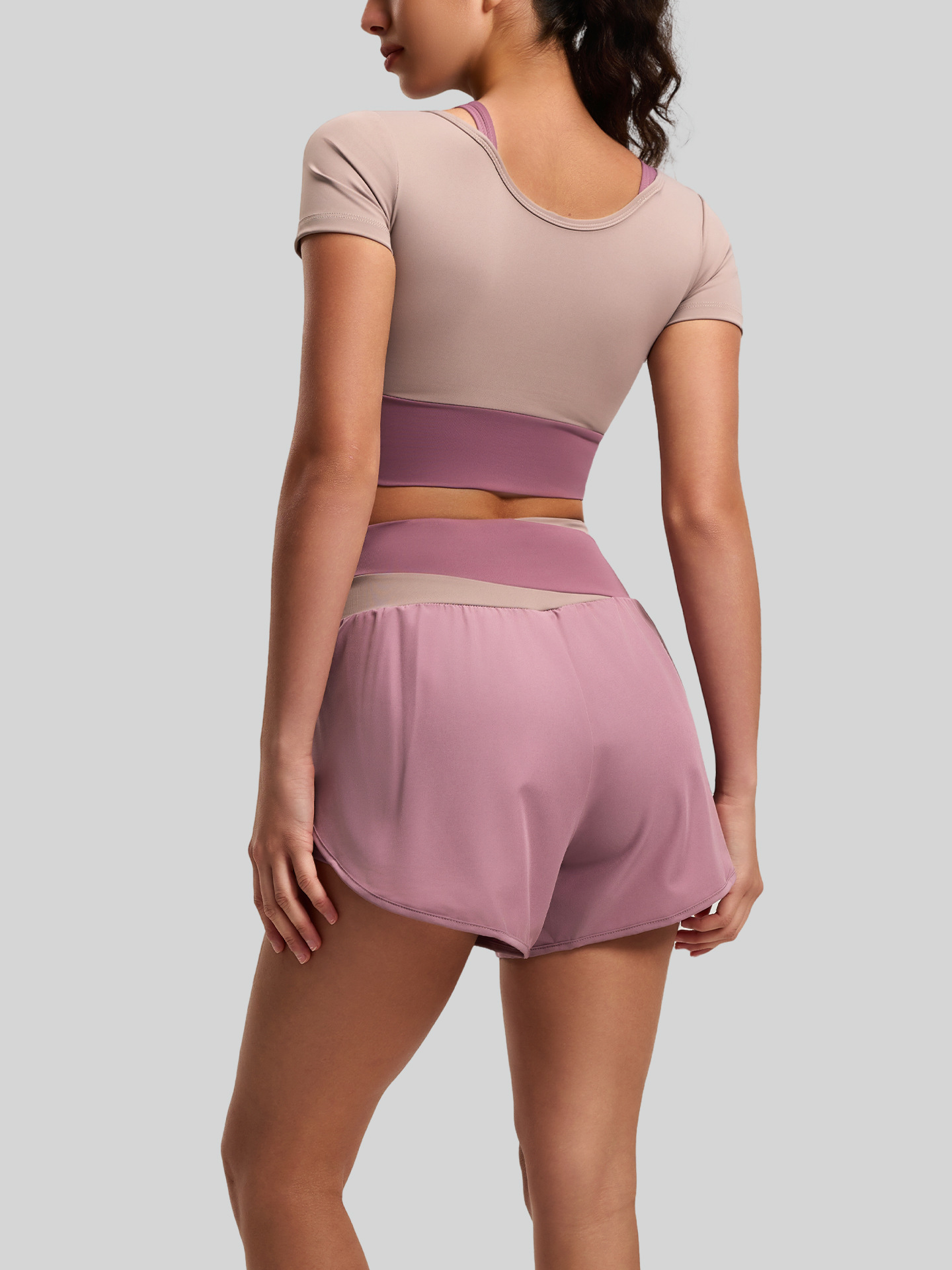 Conjunto de Yoga Juyitang, Nuevo Estilo Veraniego, Corto, Color Block, Deportivo, Fitness, Yoga, Diseño de Dos Piezas Falsas, con Mangas Cortas