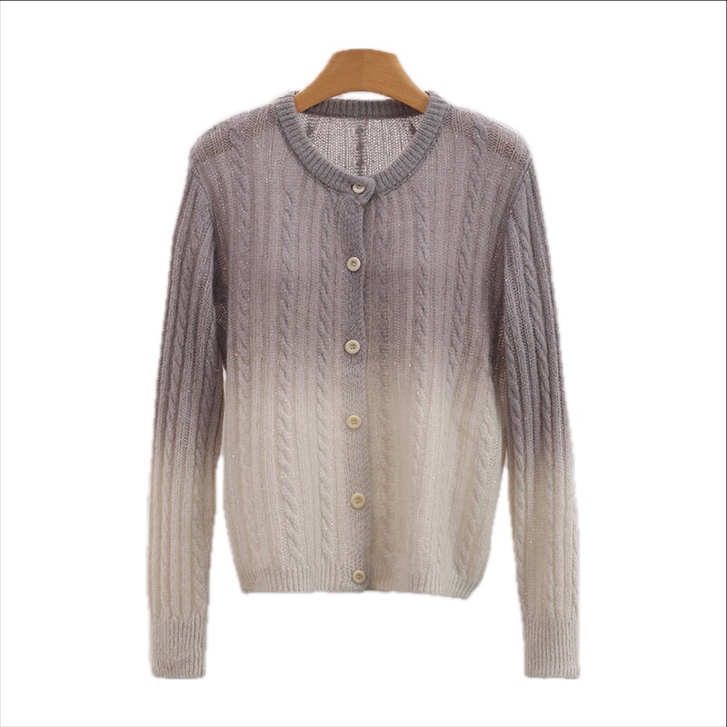 In-Store Availability【Yao】100% Sheep Wool Gradient Cable Knit Cardigan Spring 26 In-Store Availability【Yao】100% Sheep Wool Gradient Cable Knit Cardigan Spring 26