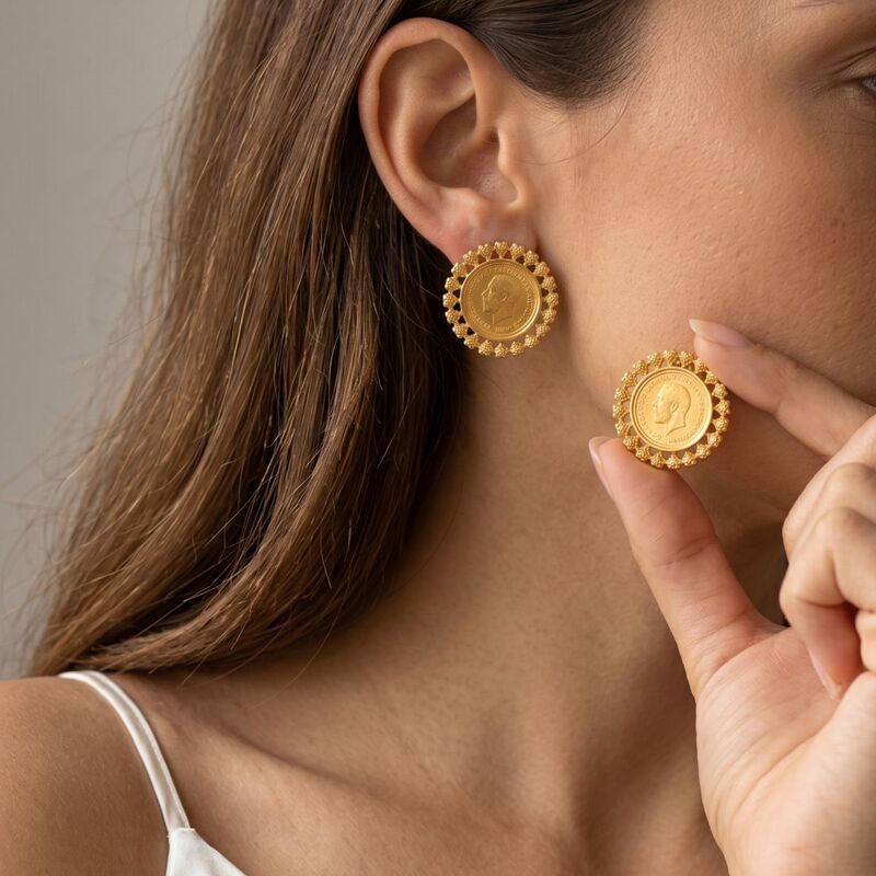 Middle Eastern Round Portrait Earrings Dubai Xinjiang Gold Alloy Earrings Brass Gold-Plated Bridal Fashion Flower Earrings Middle Eastern Round Portrait Earrings Dubai Xinjiang Gold Alloy Earrings Brass Gold-Plated Bridal Fashion Flower Earrings