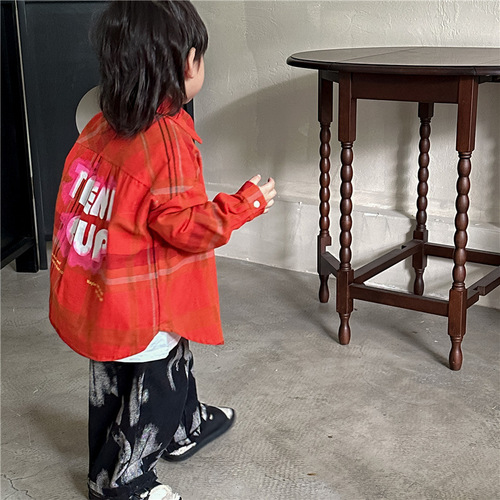 Boys' long-sleeved shirts 2024 new autumn clothing for children street style red plaid shirt baby children's clothing tops