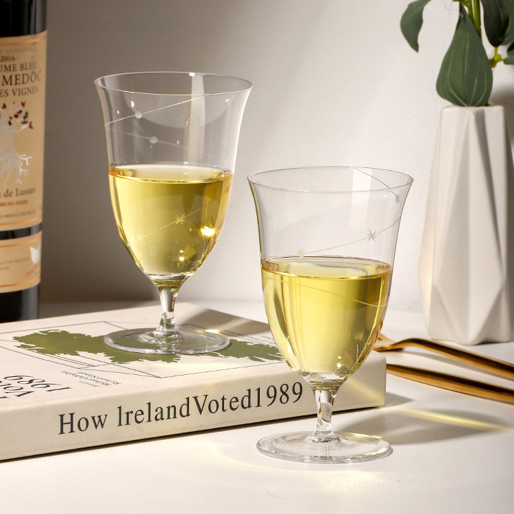 Taza de vino rojo de cristal tallado a mano, taza de jugo de lujo, taza de café, taza de vino dulce doméstico, taza de pies altos