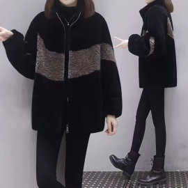 仿羊羔毛外套女2024新款冬季加绒加厚大码宽松显瘦拼色卫衣女批发