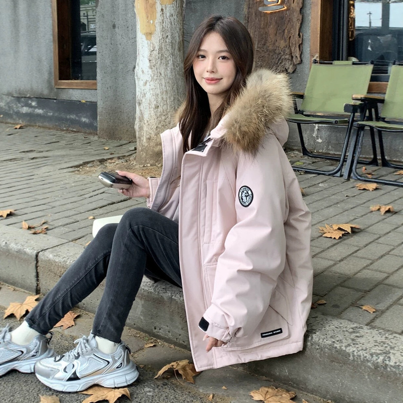 Korean-style 2026 winter new down jacket for men and women, suitable for petite individuals, with fur collar, thickened, casual, loose-fitting, and warm coat Korean-style 2026 winter new down jacket for men and women, suitable for petite individuals, with fur collar, thickened, casual, loose-fitting, and warm coat