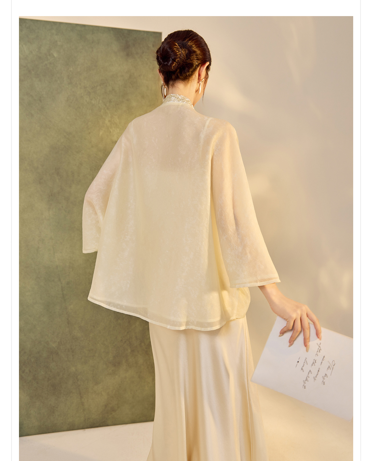 Áo cardigan nữ dáng rộng Tencel thêu hạt phong cách Trung Hoa — hồng, mơ chi tiết 18