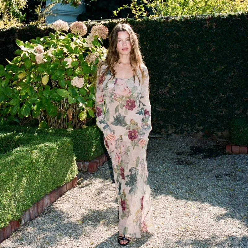 European and American Resort Style Silk Floral Print Sexy Round Neck Long Dress European and American Resort Style Silk Floral Print Sexy Round Neck Long Dress
