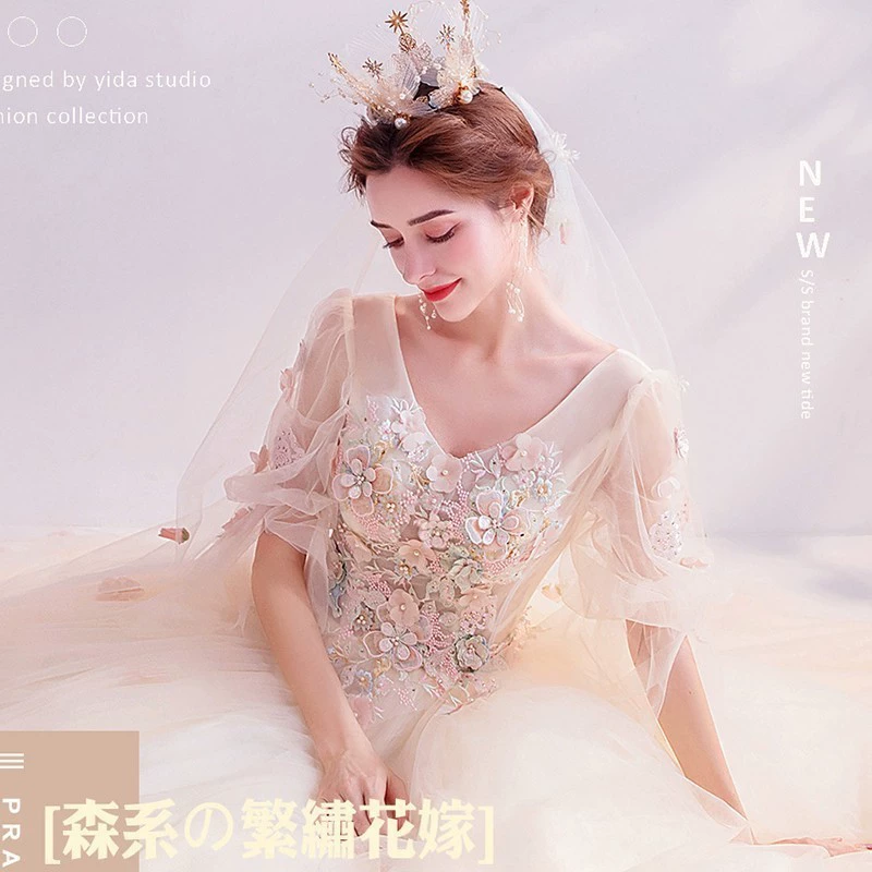 Long small princess costume, evening dress, European style, champagne color, flowered, tutu skirt