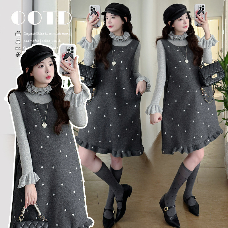 Maternity Wear Autumn and Winter Fashion New Vest Dress Pregnancy Petite Loose Stylish Age-Reducing Top Two-Piece Set