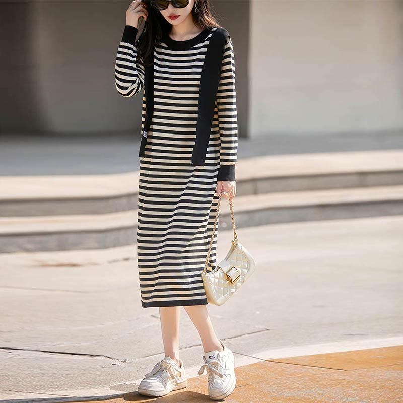 Autumn and Winter New Retro Stripesd Long-Sleeved Knitted Dress Navy Collar Straight Loose Warm Mid-Length Sweater Dress