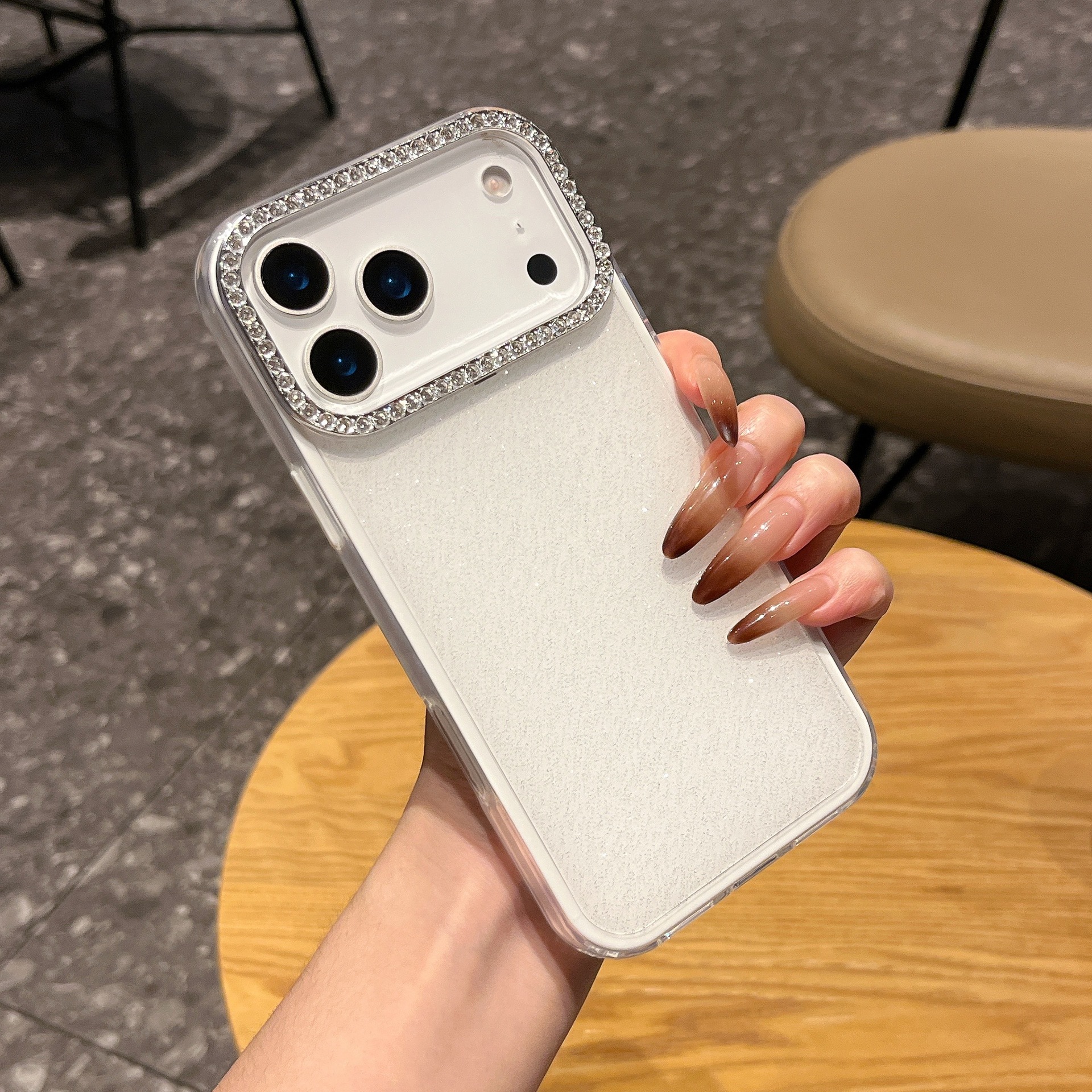 79C71083-7BF9-4043-9333-8405ED