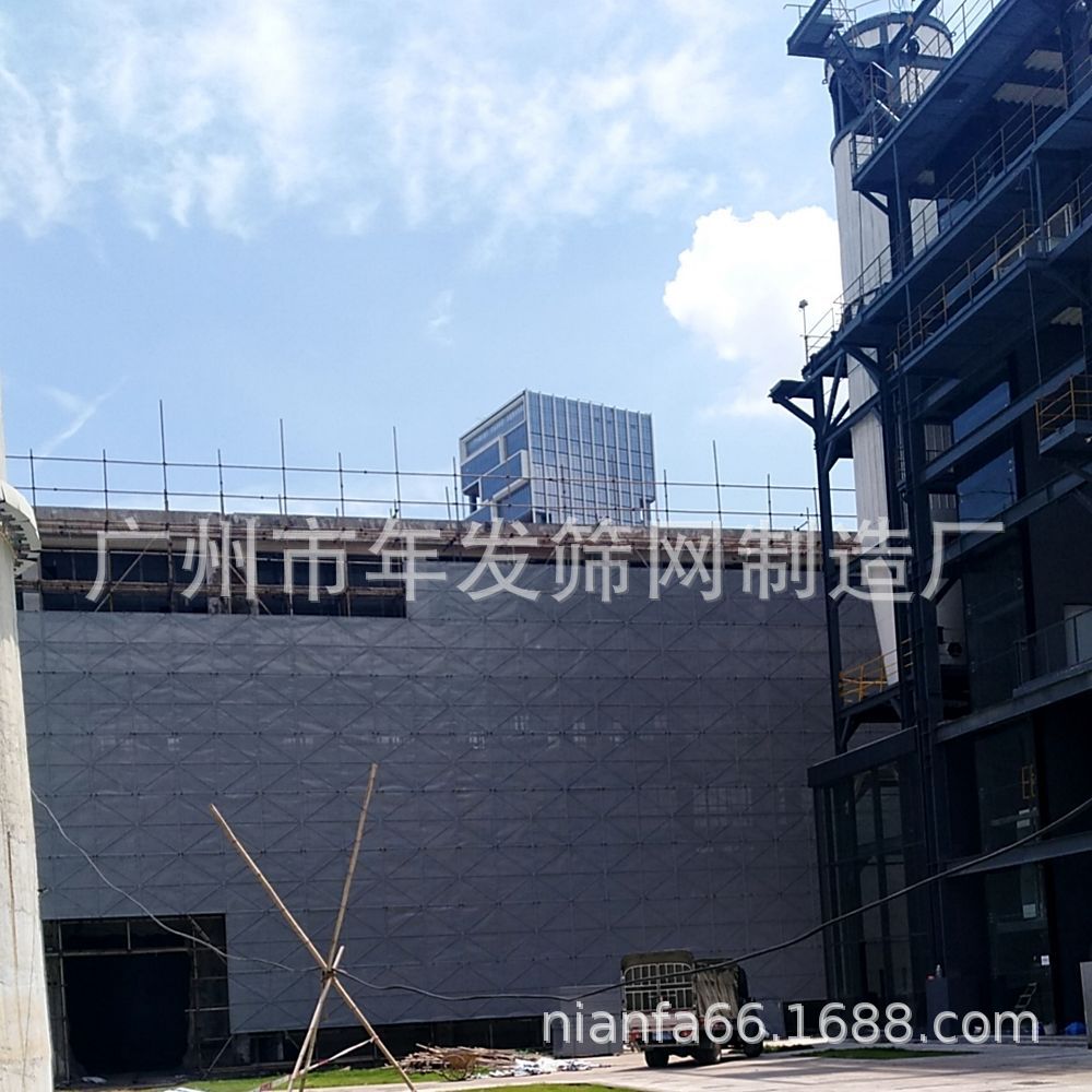 广东工厂供应防坠建筑爬架 提升架爬架网供应 施工防护框架冲孔网