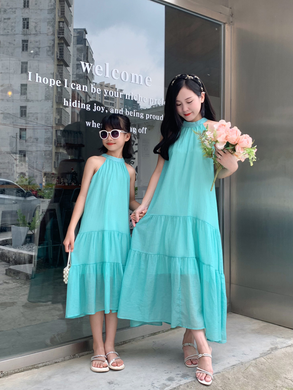 2024 summer new parent-child mother and daughter French mint green hanging neck dress Sanya beach vacation