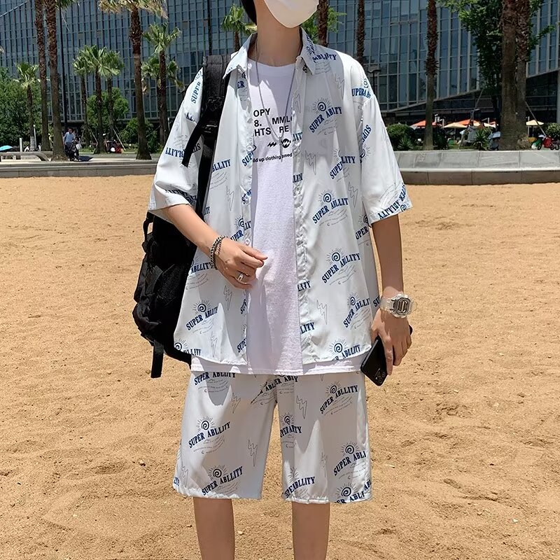 43 324 화이트